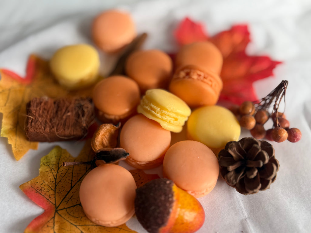 Creamy Pumpkin Scented Macaroons