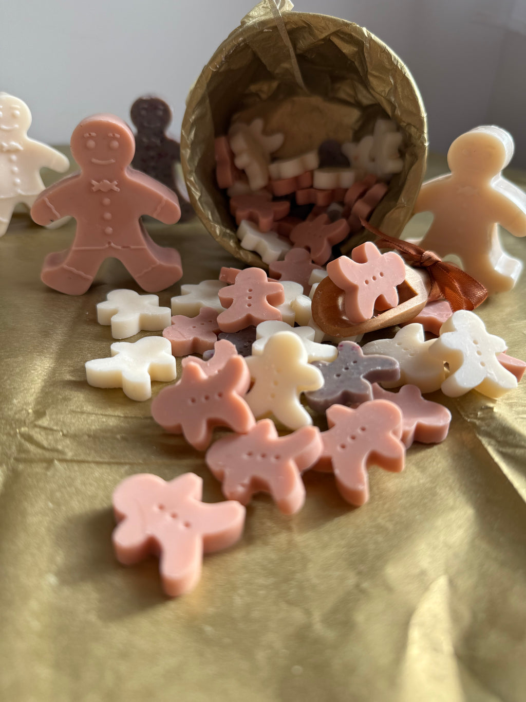 Gingerbread men handmade soy wax melts