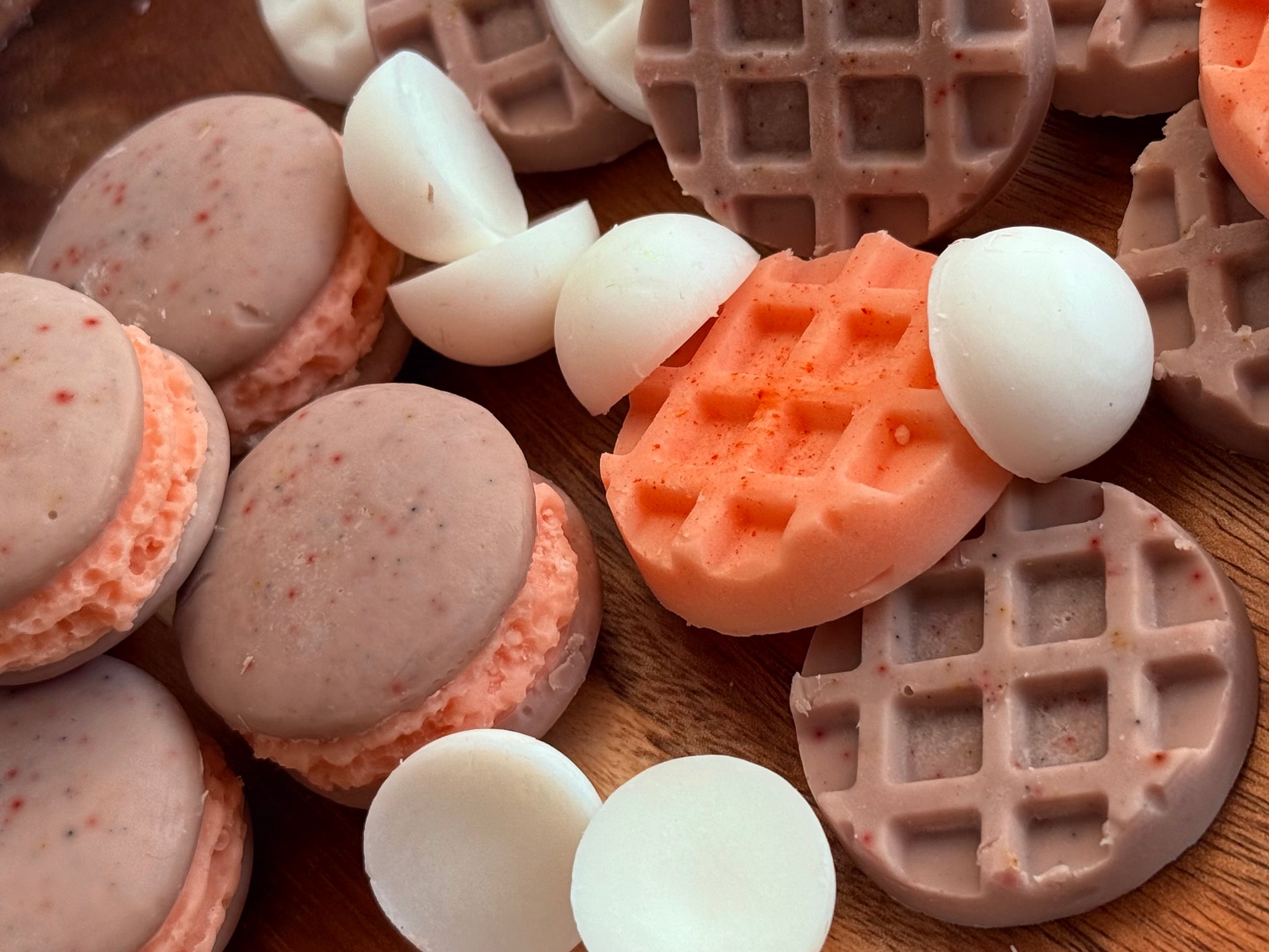 Fruit macaron soy wax melt dessert